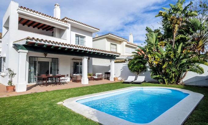 El Puerto de Santa Maria Villa | Experience GINVA - Villa Puerto Sherry with Ocean Views