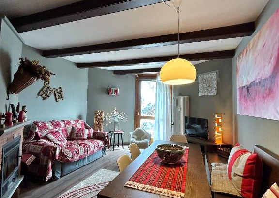 Cervinia Apartment | Artistic Retreat at Giomein - Rated 9.8/10 with Spa Access