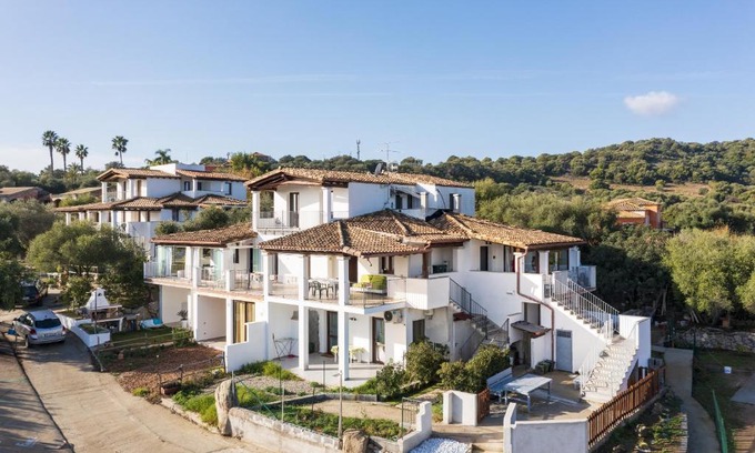 Torre di Bari House | Giorgio Home Holiday: Ideal Family Getaway with Accessibility