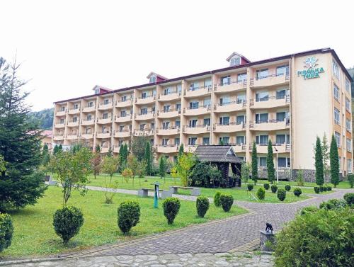 Kvasy Resort | Relax at Girska Tysa Health Resort with Spa & Hot Tub