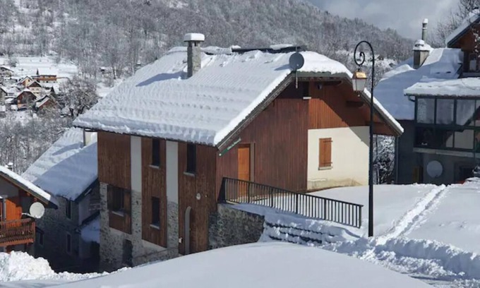 Saint-Colomban-des-Villards House | Cozy Gîte Near Slopes & Hiking Trails with Family Amenities