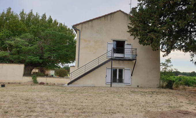 Sarrians Bed & Breakfast | Inviting GITE 1 BASTIDE LAGREMUSE with Pool & Kitchen
