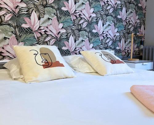 Bourth House | Experience Comfort at Au p'tit bonheur Normand, 4 Stars