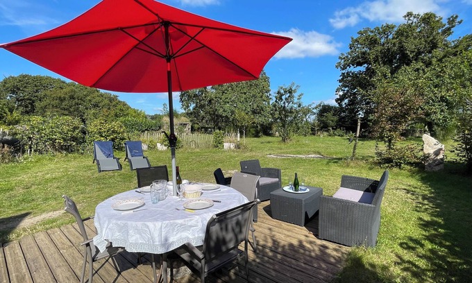 Tregunc Cottage | Discover a Beachside Gîte with 2 Pools and Perfect Score