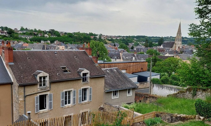Argenton-sur-Creuse Cottage | Gite Argenton-sur-Creuse, 6 bedrooms, 15 persons
