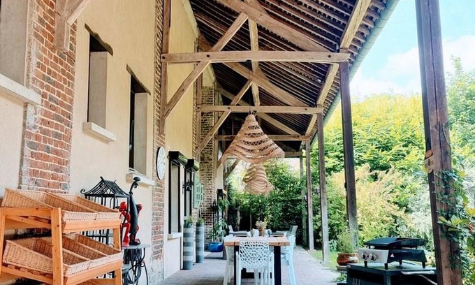 Arronville Cottage | Cozy Gite Arronville: Ideal for Families with Spa & Breakfast