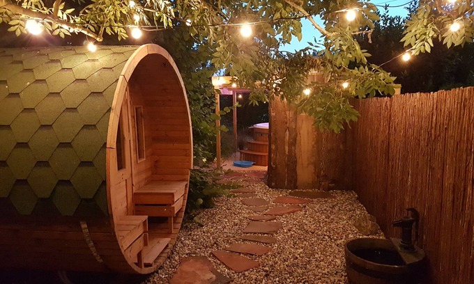 Dury Condo | Relaxing Gite AUX Champs DES Amours with Spa & Sauna