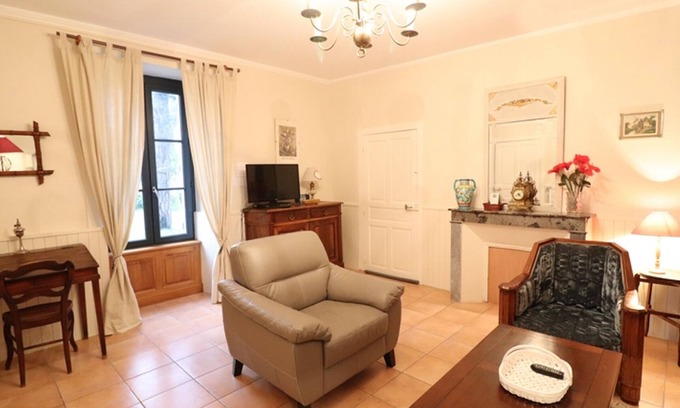 Ayrens Cottage | Family-Friendly Gite Ayrens with 3 Bedrooms & Kitchen