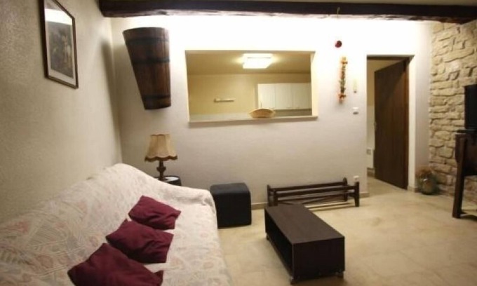Beaufremont Cottage | Cozy Gite Beaufremont: Family-Friendly Retreat with Spa
