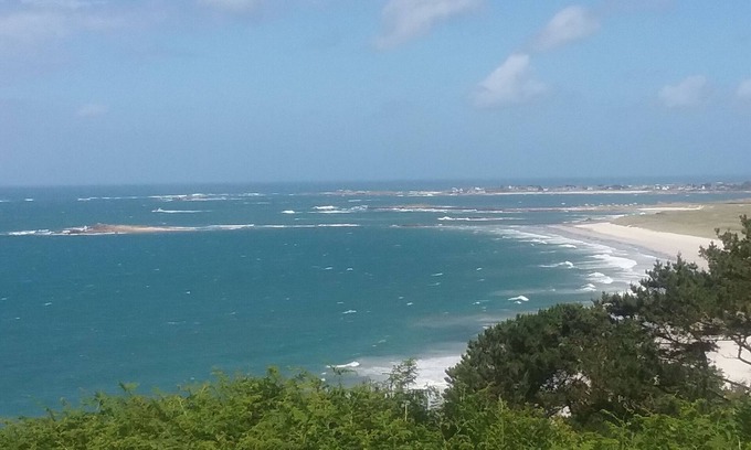 Plouguerneau Cottage | Idyllic Gite with Oceanfront Views and Pool Access