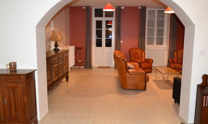 Chatel-de-Neuvre Cottage | Gite Châtel-de-Neuvre: Perfect for Families with Spa Access