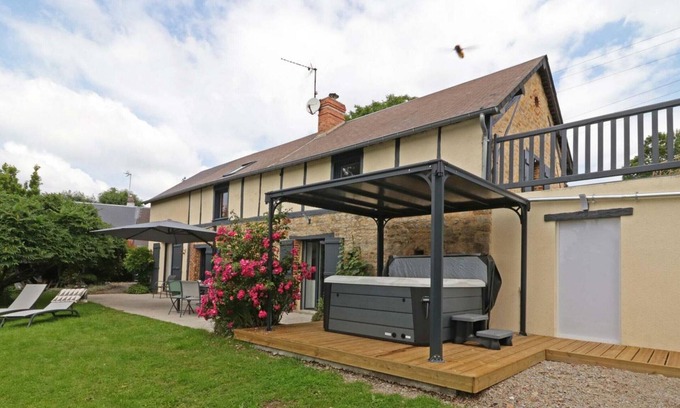 Cisai-Saint-Aubin Cottage | Gite Cisai-Saint-Aubin, 3 bedrooms, 8 persons