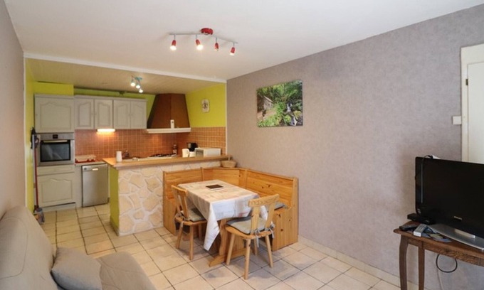 Coltines Cottage | Cozy Gite Coltines: Ideal for Families with Spa & Breakfast