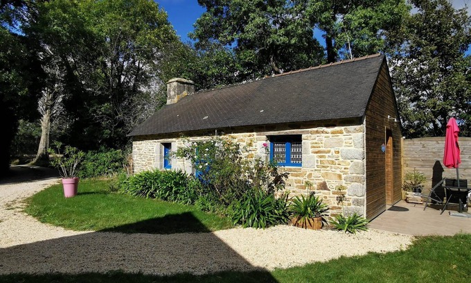 Ambon Ski Chalet | Cozy Cottage "Le Four à Pains" with Breakfast & Family Perks