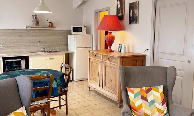 Couffy Cottage | Cozy Gite Couffy: Ideal for Couples with Kitchen Access