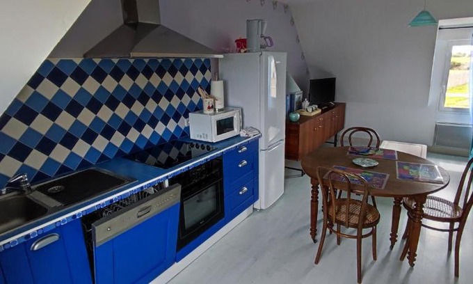 Ploudalmezeau House | Gite de Kervao: Oceanfront Retreat with Private Garden