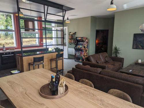 Vignory House | Gite de l 'Atelier Déco indus