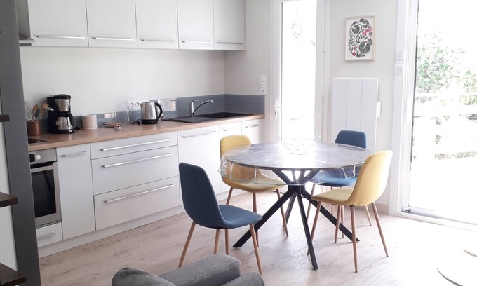 Saint-Laurent-sur-Sevre House | Cozy Gite de la Mésange: Family-Friendly with Kitchen Access