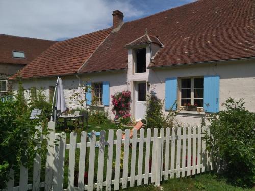 Verdon House | Pet-Friendly Holiday Homes with Ocean Views in France