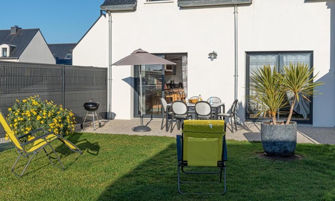 Plouharnel Villa | Pet-Friendly Getaway at Gite de Téno Bras - La Baie