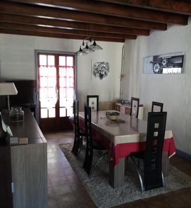Cusset Apartment | Pet-Friendly Gite des Grivats with Outstanding 8.7 Rating
