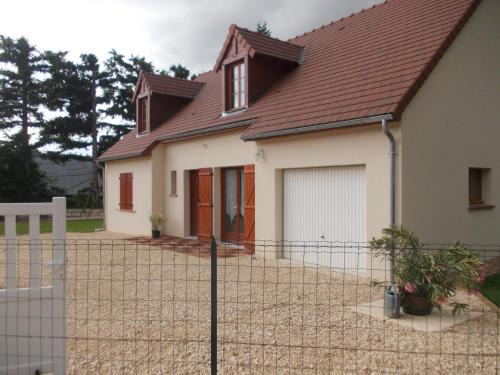 Seigy House | Child-Friendly Getaway at Gite Du Moulin Du Vivier