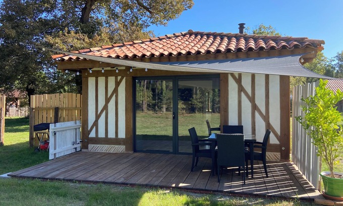 Parentis-en-Born House | Gîte du rucher d'Esleys in the heart of nature, close to the lake and ocean