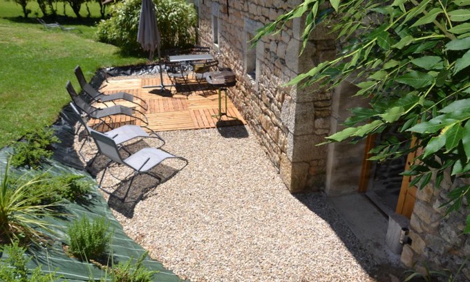 Salles-la-Source House | Cozy Gite Entre Causse et Vallon - Family Friendly Escape