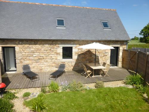Ploumilliau House | Ocean View Retreat: Gite entre Terre et Mer, 9/10 Rated