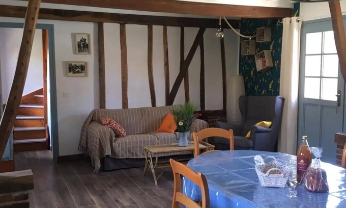 Vercourt House | Pet-Friendly Gite Escale en Baie with Oceanfront Views