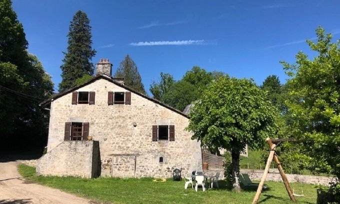 Roumegoux House | Experience Gite-Ferme: Lake View, Hot Tub & WiFi Awaits