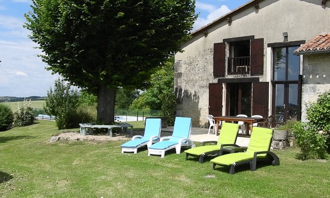 Lusignac House | Family-Friendly Gite with Pool, Tennis Court & Free Wi-Fi
