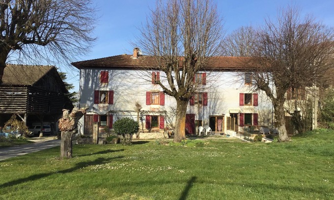 Saint-Pierre-de-Cherennes House | Charming Gîte in a Renovated 17th Century Country House
