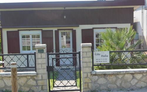 Seigy House | Relax at Gite Halia Beauval: Spa & Pet-Friendly Retreat