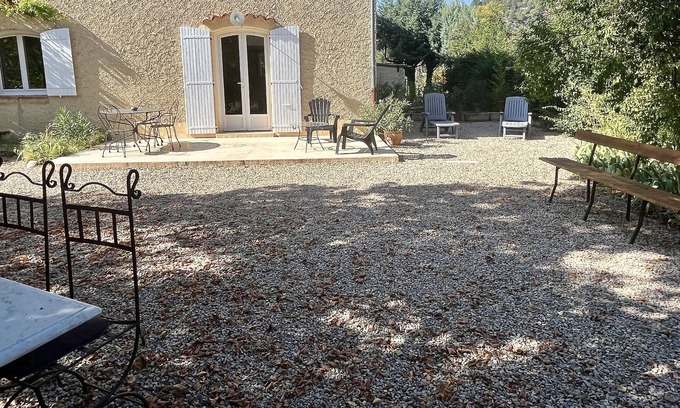Greoux-les-Bains Other | Relaxing Retreat at Gite Harmonie Mas les Cistes de Provence