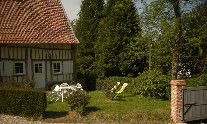 Gueures House | Cozy Normandy Gite for Two with Family-Friendly Amenities