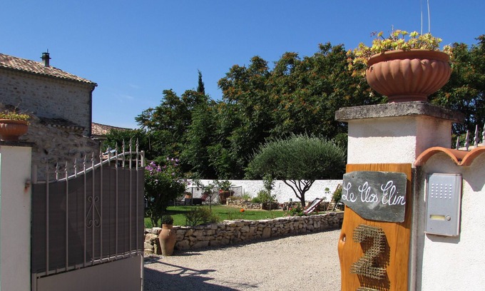 Sauzet House | Gite in the Drôme Provençale