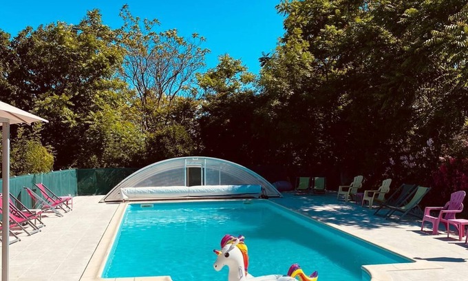 Fargues Cottage | Idyllic Cottage Retreat with Pool in Scenic Countryside