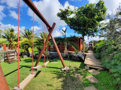 Port-Louis House | Gite INDIA: Family-Friendly Retreat with Pool Access