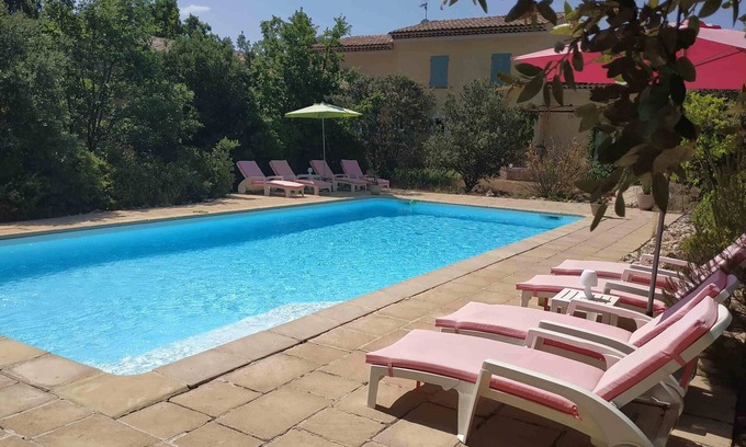 Regusse Cottage | Gîte l'olivier: Your Oasis Near Verdon's Scenic Wonders