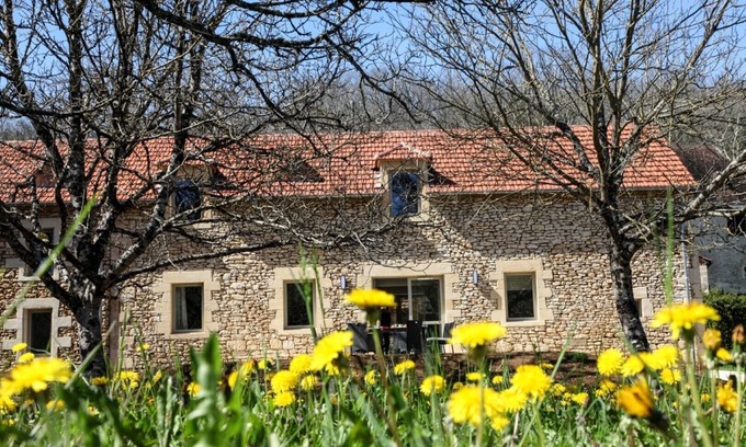 Cenac-et-Saint-Julien House | Gite La Borie: A Peaceful Retreat with Pool and Spa