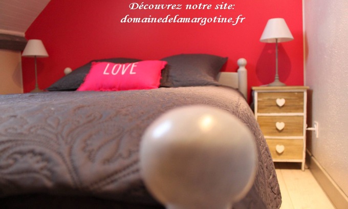 Rouffilhac Cottage | Gite "La Bichonnière" with Pool near Sarlat & Rocamadour