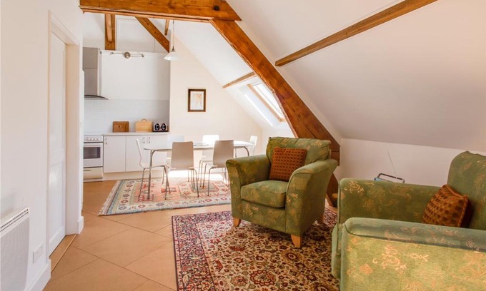 Saulge Apartment | Inviting Stay at Gite la Brasserie with Breakfast Included