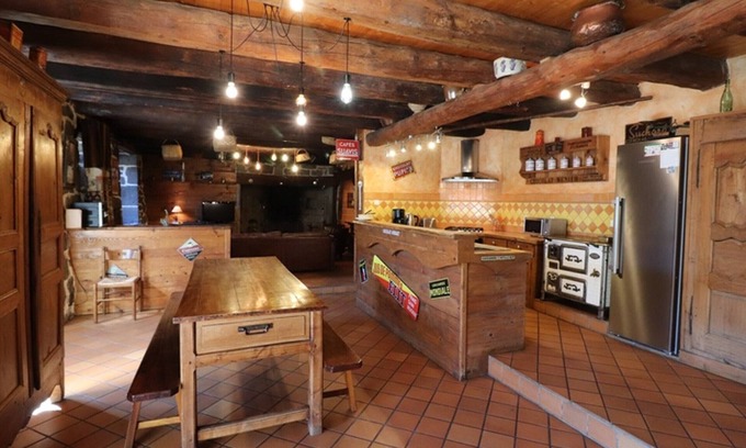 La Chapelle-d'Alagnon Cottage | Relaxing Gite La Chapelle-d'Alagnon with Spa & Kitchen