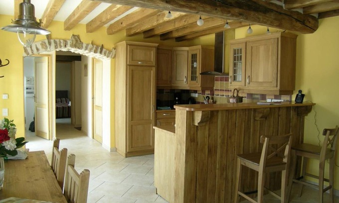 La Celle-les-Bordes Cottage | Gite La Celle-les-Bordes, 3 bedrooms, 6 persons