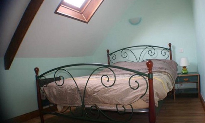 Plounevez-Moedec House | Ideal GITE La CORBEILLE for 6 with a Pool & Kitchen