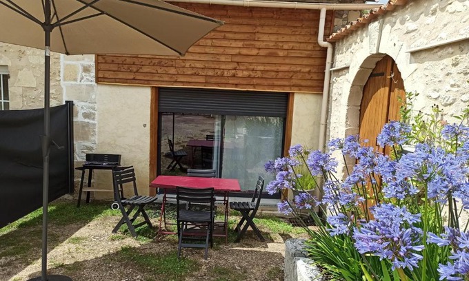 Floirac House | Child-Friendly Gite La Floiracaise with Great Reviews