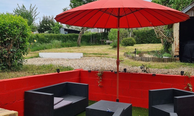 Jars Cottage | Gite La Nuit Des Rois Sancerre: Family-Friendly Retreat