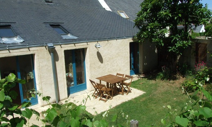 Baden Cottage | Gîte "La Petite Touline": Oceanfront Retreat Near Morbihan