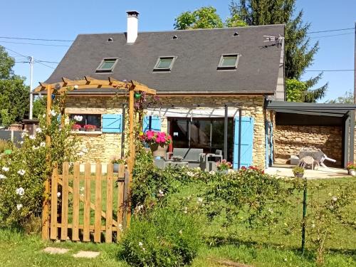 Artiguemy House | Guest Favorite: Gite La Peyrade with Oceanfront Views